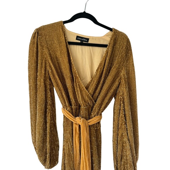 Retrofête Julie Sequin Mini Dress Gold Size S - Picture 8 of 11